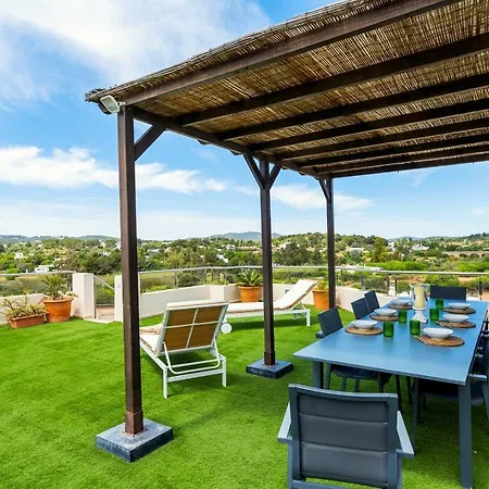 Atico Duplex En Santa Eulalia Junto A La Playa شقة